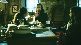 Illustration for article titled Sleepy Hollow Really, Really Wants You to Come Back